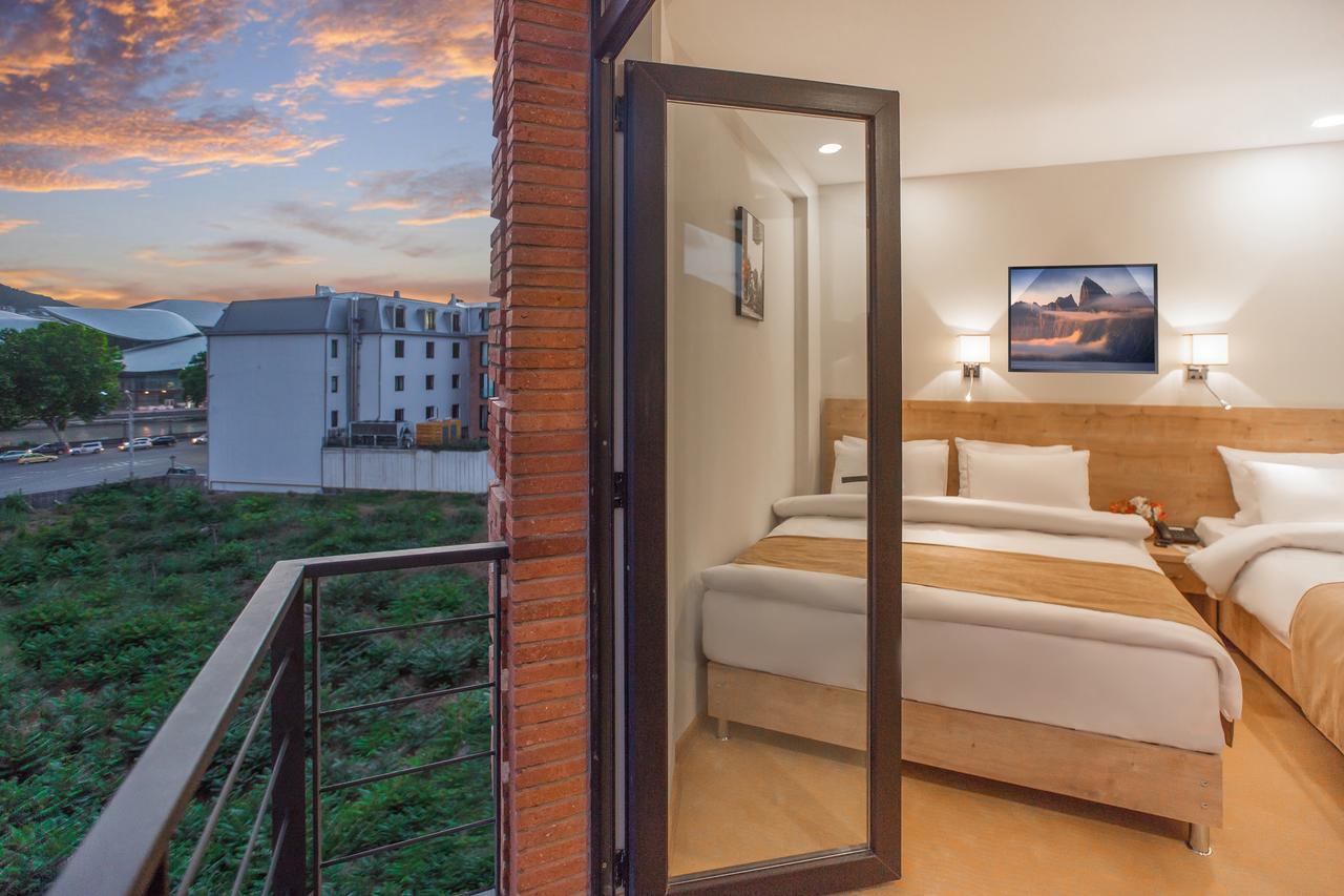 Bridge Boutique Hotel Tiflis Dış mekan fotoğraf